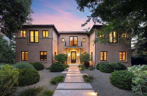 Healdsburg House | Panorama Estate - Classic Wine Country Villa in Healdsburg
