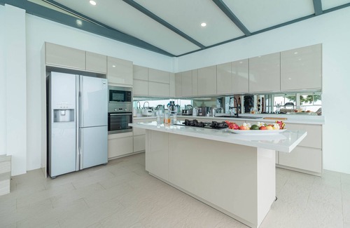 Lamai Villa | Panoramic and magical day night view of Ko Samui and the Gulf of Chaweng.