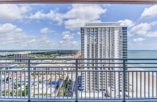Daytona Beach Condo | Panoramic Paradise - Ocean Walk