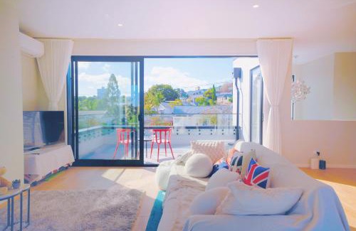 Greenlane - Ellerslie Apartment | Panoramic Racecourse View - A Quiet Family Villa Over the Turf