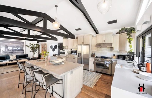 Malibu House | Panoramic Retreat with Pool and Hiking Trails