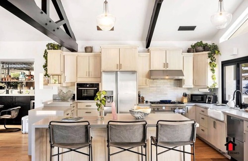 Malibu House | Panoramic Retreat with Pool and Hiking Trails