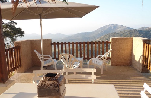 Belgodere Apartment | panoramic sea view montangne terrace garden in character house