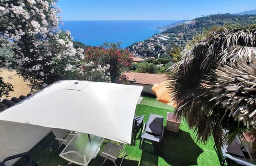 Poggi Apartment | PANORAMIC SEA VIEW - POOL - WIFI