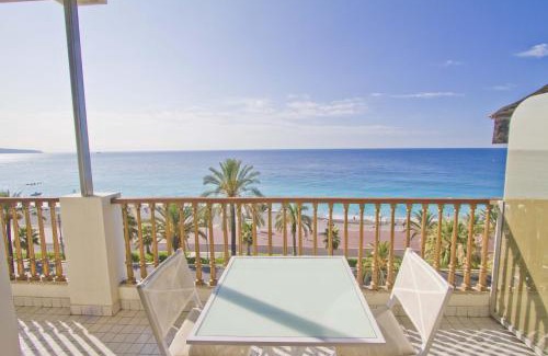 Les Baumettes Apartment | Panoramic Sea View Promenade