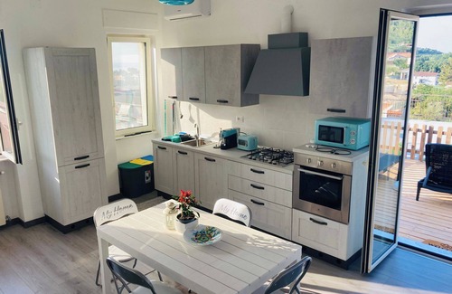 Minturno Apartment | Panoramic terrace between Rome and Naples