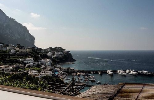 Chiaia Villa | Panoramic terraced villa in Capri