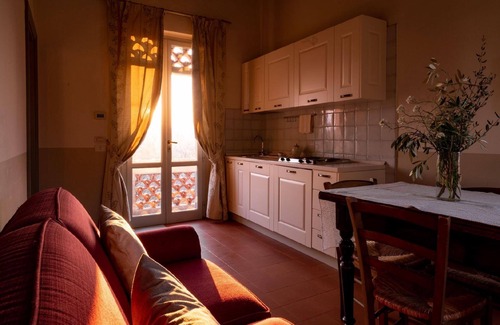 Santa Veneranda Apartment | Panoramic three-room apartment with terrace and summer pool