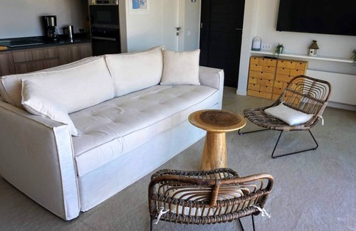 Paleros Villa | Panoramic view, private pool stylish three bedroom villa