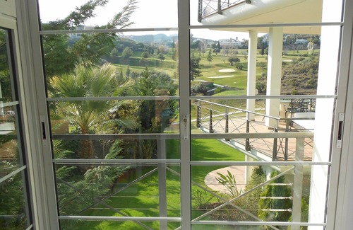New Golden Mile Villa | Panoramic views. Set in grounds of 3/4 acre but only 10 mins from Puerto Banus.
