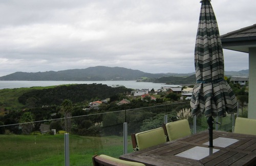 Cable Bay House | Panoramic views to Doubtless Bay