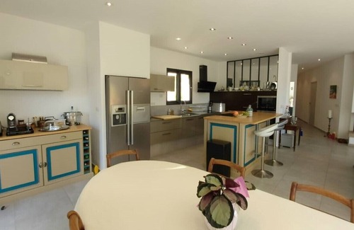 Roquevaire Villa | Panoramic villa with heated pool