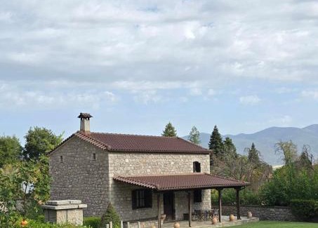 Lilaia Ski Chalet | Panos Stone House