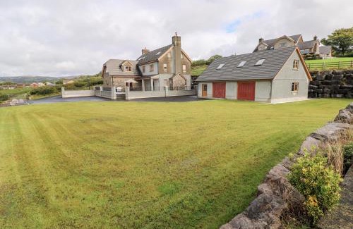 Ammanford House | Pant y Gaseg Farm