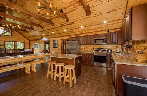 Caton Cabin | Papa Bears Mountain Lodge - PRIVATE POOL, PAVILION, HOT TUB & GAME ROOM!