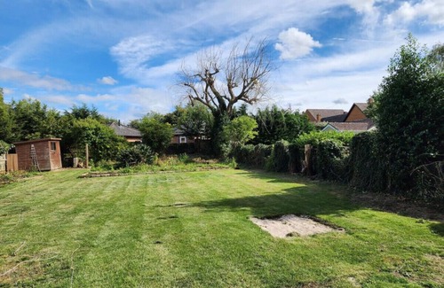 Botley House | Paradigm Villa, Oxford,5 Bedroom, 4-Free Parking Spaces