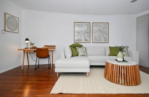Maroochydore Apartment | Paradise at Picnic Point - 3B/R