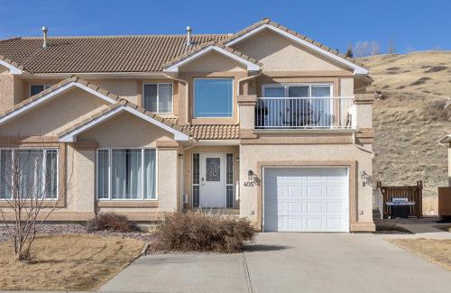 Lethbridge Apartment | Paradise Canyon Golf Resort - Luxury Condo U405