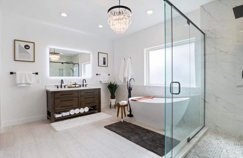 Sunrise Beach House | Paradise Cove - Private Pool, Cabana, & More!