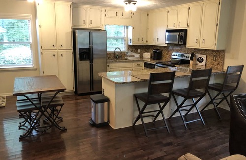 Milledgeville House | Paradise Discovered! 10% Military Discount!