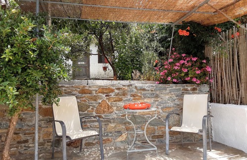 Glossa House | Paradise Found - A Greek Retreat With The View