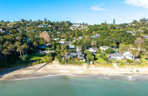 Palm Beach House | Paradise on Palm - Stay Waiheke