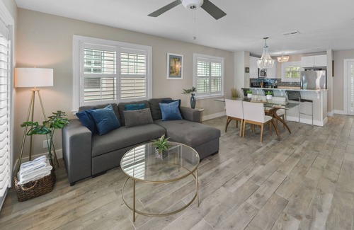 Bahama Village House | PARADISE ON PORTER in the Truman Annex