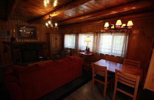 Bayfield House | Paradise on the Lake