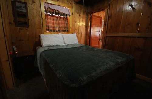 Bayfield House | Paradise on the Lake