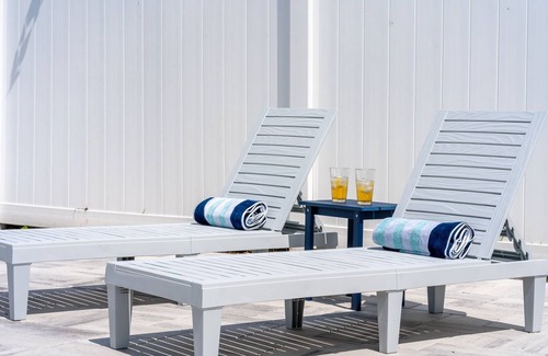 Citrus Park House | Paradise Pool & Golf retreat in the heart of Tampa, Florida! ⛳️ 🌊