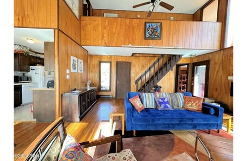 Hawley Ski Chalet | Paradise rediscovered 3-bedroom chalet in amenities rich lake community