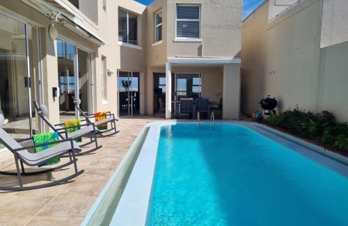 Gordons Bay Central House | Paradise Tide - 4 Bedroom Beachfront home with Private Pool