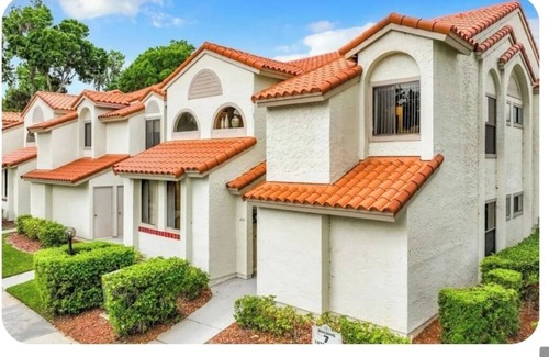 La Cita Apartment | Paradise Villa -Resort Style w/Outdoor Pool & BBQ