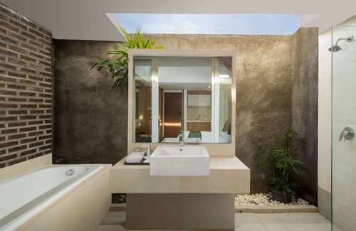 Batubelig Hotel | Paragon Hotel Seminyak