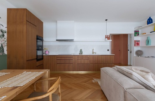 Porte-Dauphine Apartment | Paris Center Champs Élysée