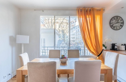 Quartier Sainte-Marguerite Apartment | Paris City -Nation, Bastille- 3 room flat for 4-6 persons, perfect for families!