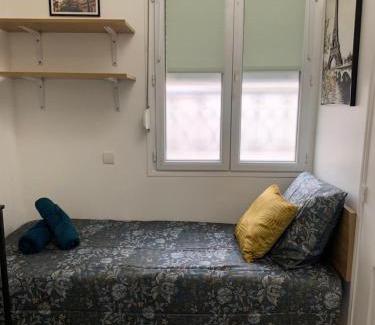 Amerique Apartment | Paris Golden Studio