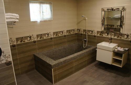 Mailiao Hotel | Paris Motel