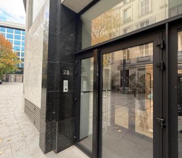 La Celle-sous-Gouzon Apartment | Parisian Apartment for 4 people - Arc de Triomphe Champs Élysées