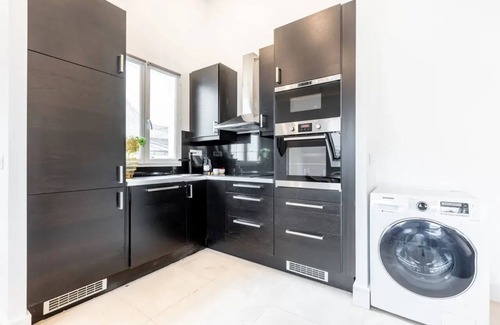 Champs-Elysees Apartment | Parisian-style & modern touch one-bedroom apartment in 8th arr