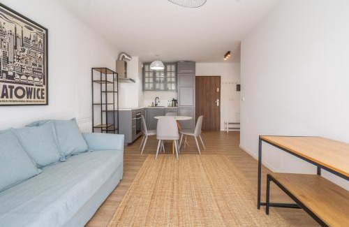 Katowice Apartment | Park Śląski Charming Apartment by BookingHost