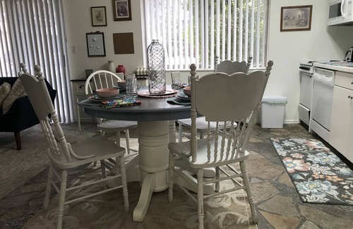 West Valley City Condo | Park City 25 minutes away. Close to snow skiing. Large private 1 bedroom condo