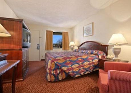 Oklahoma City Hotel | Park Hill Inn and Suites