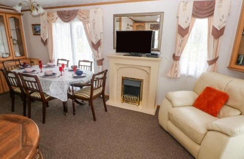 Amroth House | Park Lane