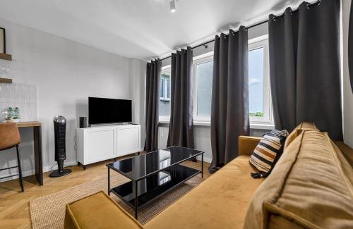 Zoliborz Apartment | Park Sady Żoliborskie Modern Apartment