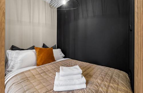 Zoliborz Apartment | Park Sady Żoliborskie Modern Apartment