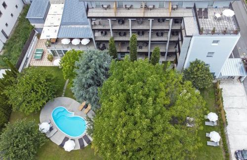 Silandro Hotel | Parkhotel Zur Linde