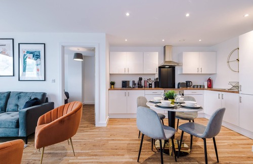 Salford Apartment | Parking|LastMinDeals|5%OFF|2Bed