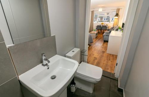 Chesfield House | Parkview Guesthouse