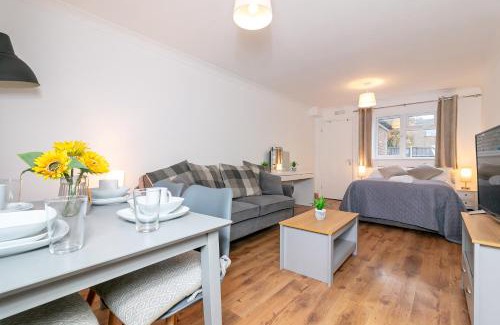 Chesfield House | Parkview Guesthouse